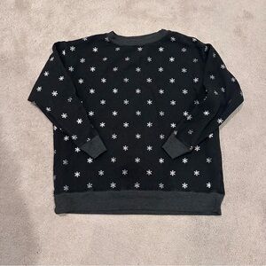 Wildfox snowflake oversized pullover sweatshirt road trip size small